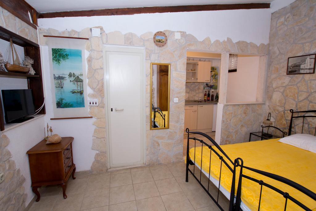 Apartments Marina Trogir Zimmer foto